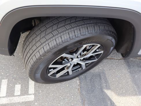 Used 2023 Jeep Grand Cherokee L Limited image 43