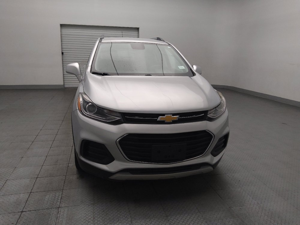 Used 2020 Chevrolet Trax LT w/ LT Convenience Package FWD image 14