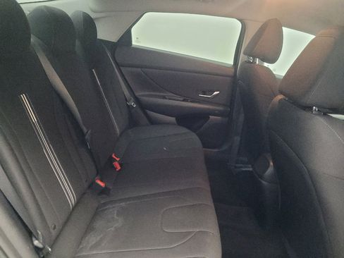 Used 2021 Hyundai Elantra SEL w/ Convenience Package FWD image 19