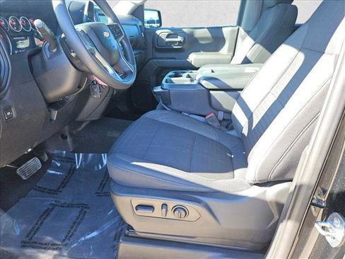 Used 2022 Chevrolet Silverado 1500 Custom w/ Safety Confidence Package image 13