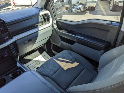 Used 2023 Ford F450 XLT w/ 360-Degree Camera Package image 18