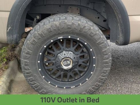 Used 2021 Nissan Titan PRO-4X w/ Pro-4x Utility Package image 8