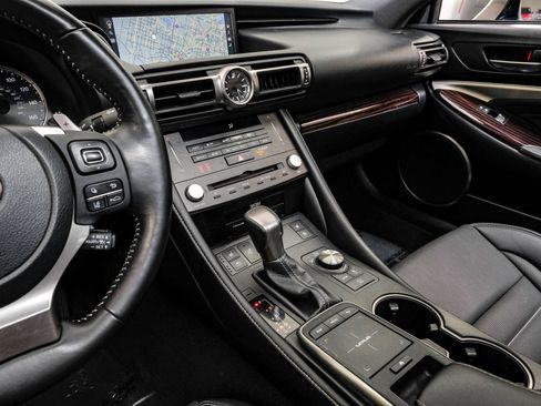 Used 2022 Lexus RC 350 RWD image 23