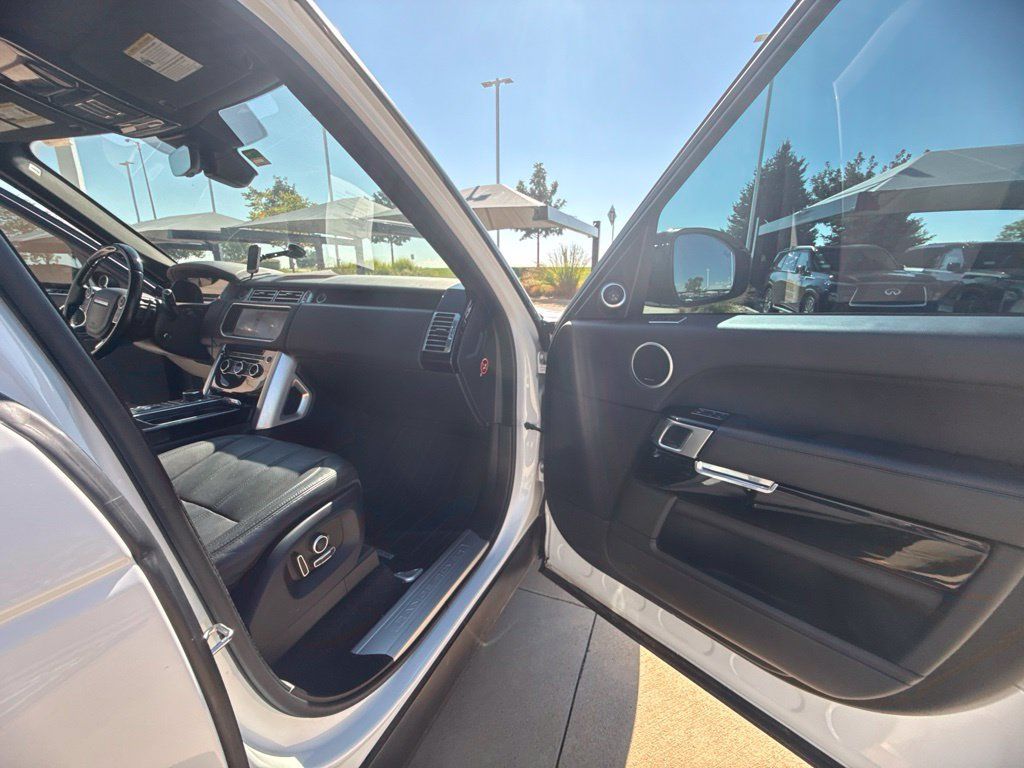Used 2017 Land Rover Range Rover HSE AWD/4WD image 51
