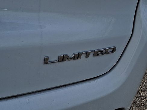 Used 2025 Jeep Compass Limited AWD/4WD image 57