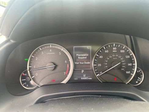 Used 2022 Lexus RX 350L Premium w/ Premium Package AWD/4WD image 2