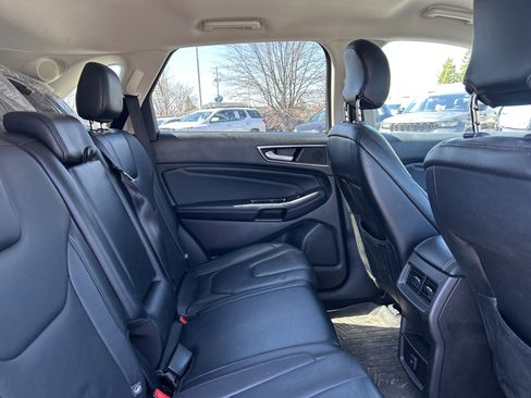 Used 2015 Ford Edge Titanium AWD/4WD image 11