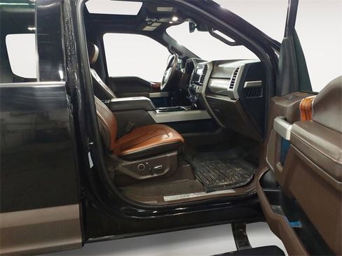 Used 2018 Ford F350 King Ranch w/ King Ranch Ultimate Package image 15