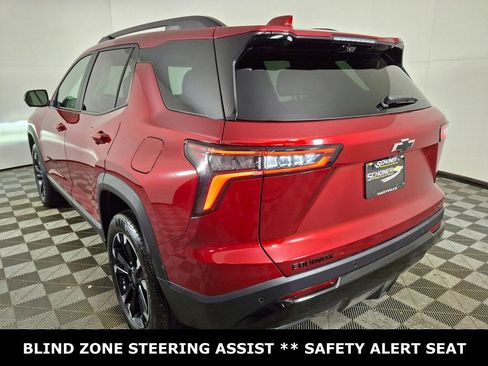 Used 2025 Chevrolet Equinox RS w/ Safety and Technology Package image 3