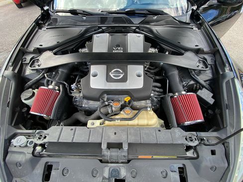 Used 2016 Nissan 370Z Touring w/ Aerodynamics Package image 20