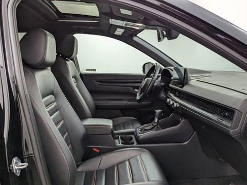 Used 2025 Honda CR-V Sport-L image 8