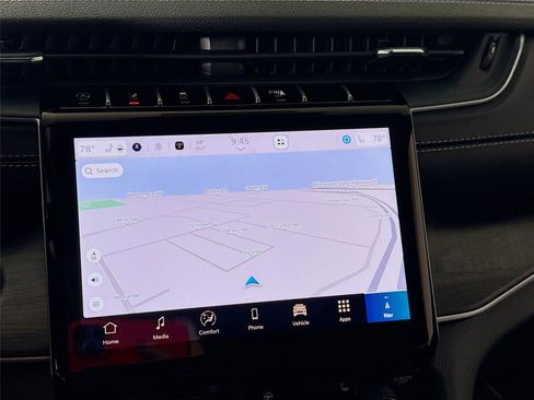 New 2025 Jeep Grand Cherokee Limited image 8