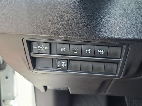 Used 2026 Toyota Tundra SR AWD/4WD image 26