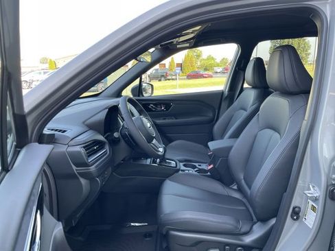 Certified 2025 Subaru Forester Limited AWD/4WD image 11
