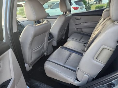 Used 2012 MAZDA CX-9 Touring w/ Moonroof & Bose Audio Pkg FWD image 8