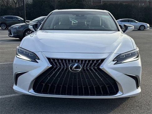 New 2025 Lexus ES 350 Ultra Luxury image 2
