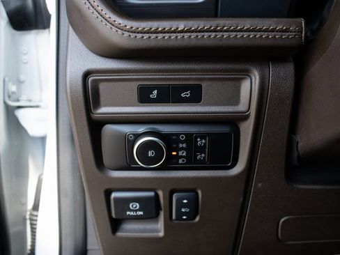 Used 2023 Ford Expedition King Ranch image 9