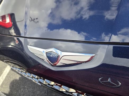 Used 2023 Genesis G70 2.0T RWD image 10