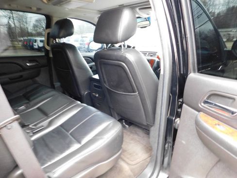 Used 2013 Chevrolet Tahoe LT w/ Luxury Package image 21