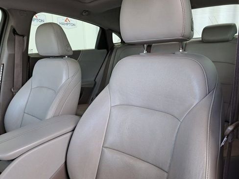 Used 2016 Chevrolet Malibu Premier w/ Driver Confidence Package FWD image 25