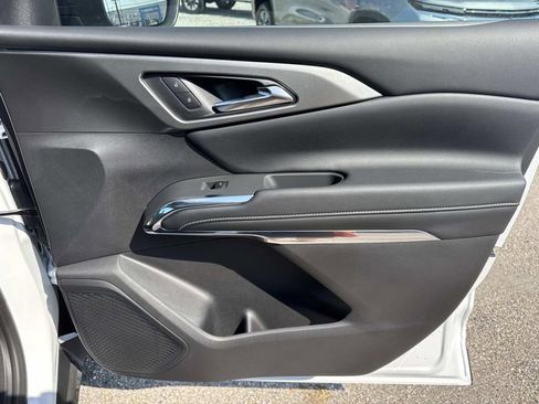 New 2026 Chevrolet Traverse LT w/ Sun and Wheel Package image 13