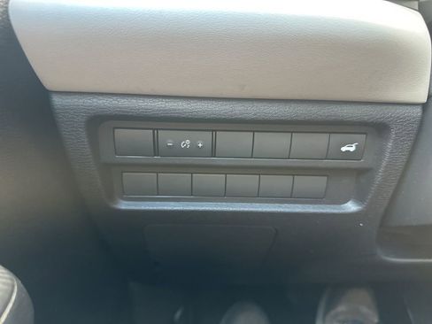 Used 2022 Mitsubishi Outlander SEL image 19