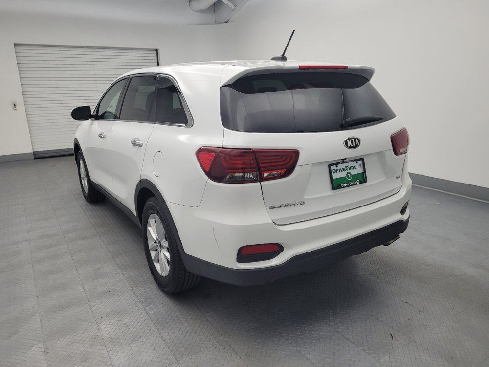 Used 2020 Kia Sorento FWD V6 image 5