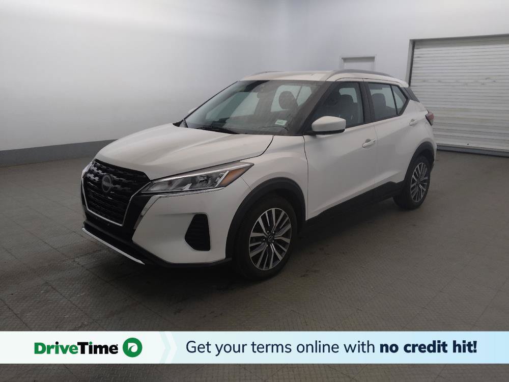 Used 2024 Nissan Kicks SV FWD image 1