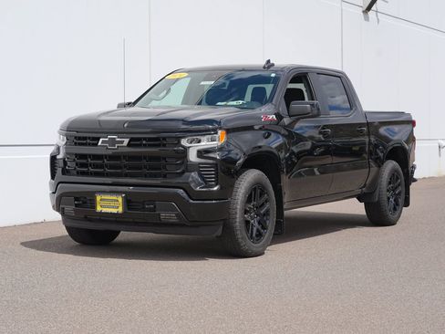 Used 2024 Chevrolet Silverado 1500 RST AWD/4WD image 7