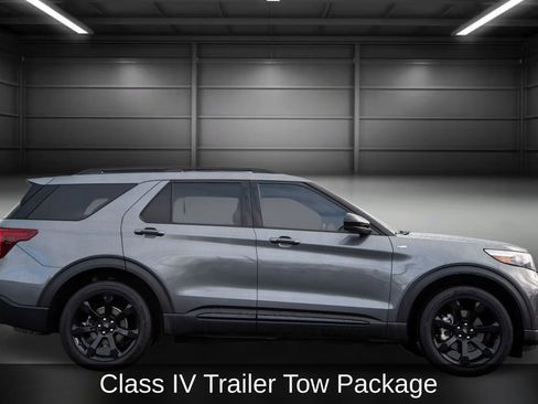 Used 2022 Ford Explorer ST-Line w/ Class IV Trailer Tow Package image 6
