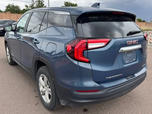 Used 2024 GMC Terrain SLE AWD/4WD image 4