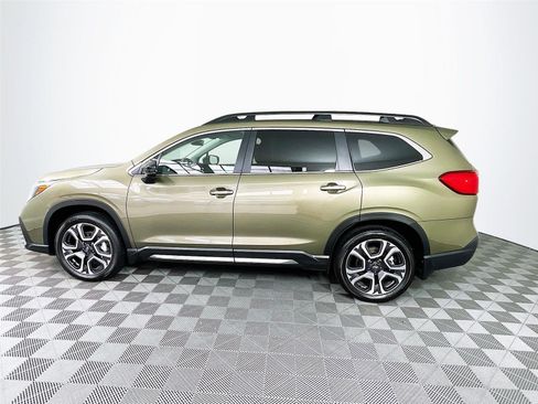 Certified 2025 Subaru Ascent Limited AWD/4WD image 4