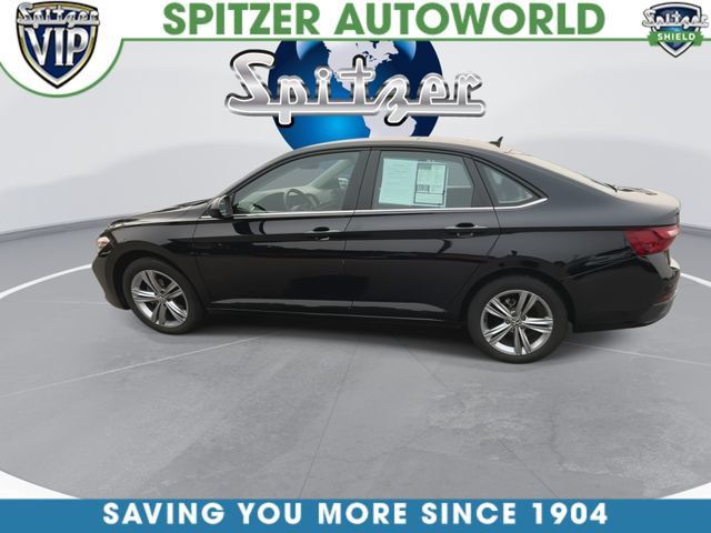 Used 2024 Volkswagen Jetta SE FWD image 6