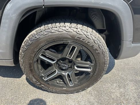 Used 2020 Jeep Compass Latitude w/ Cold Weather Group image 30