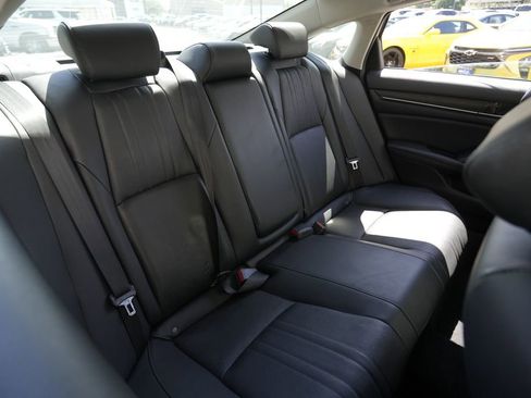 Used 2021 Honda Accord EX-L image 28