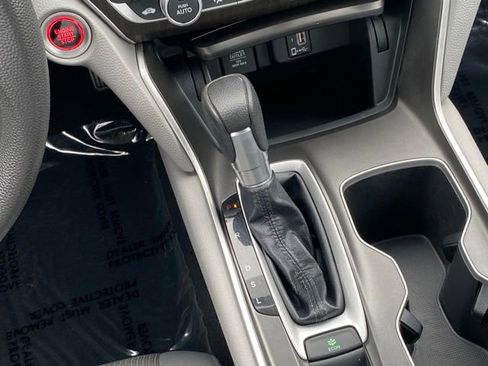Used 2018 Honda Accord EX image 14