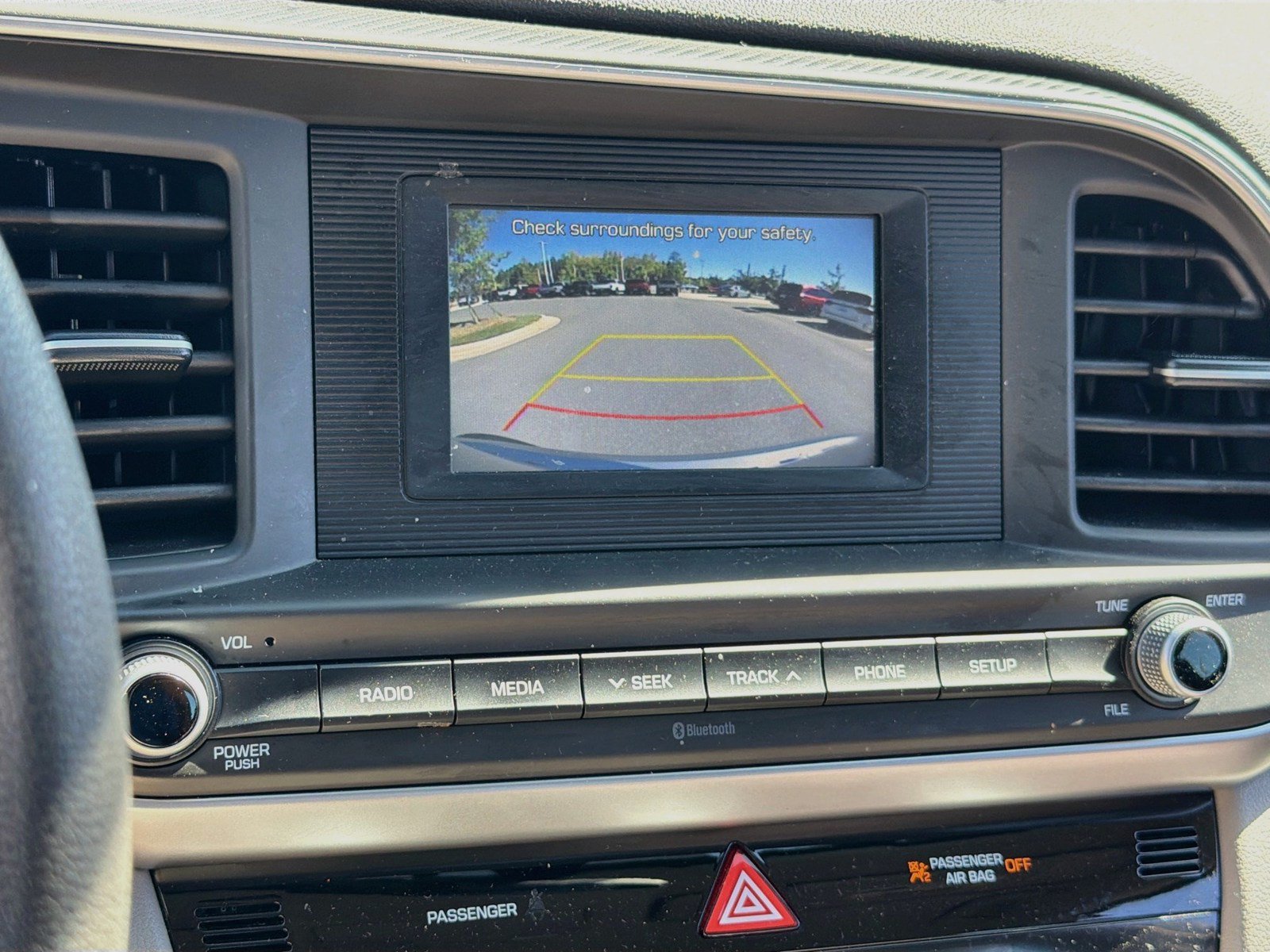 Used 2020 Hyundai Elantra SE FWD image 10