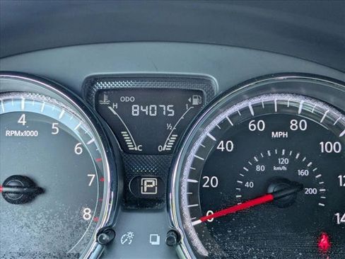 Used 2019 Nissan Versa SV image 11