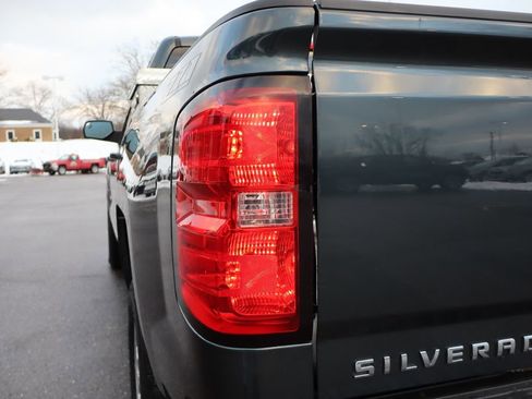 Used 2019 Chevrolet Silverado 1500 LT w/ All Star Edition image 33