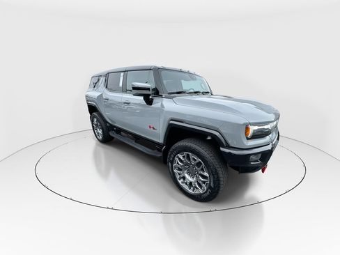 Used 2025 GMC Hummer EV 3X w/ LPO, Sport Package AWD/4WD image 2