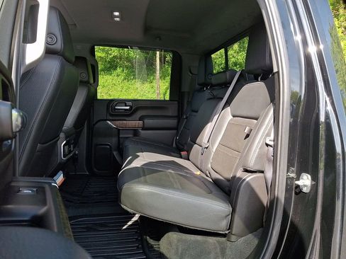 Used 2020 GMC Sierra 3500 Denali w/ Denali Ultimate Package AWD/4WD image 10