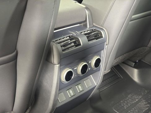 New 2026 Land Rover Defender 110 S image 28
