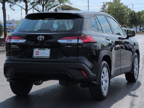 Certified 2024 Toyota Corolla Cross L FWD image 5