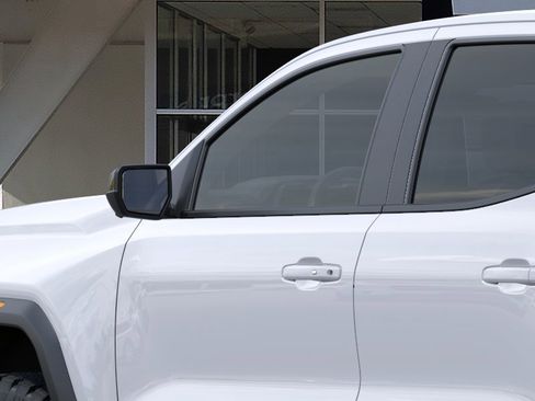 New 2026 GMC Canyon Elevation w/ Convenience Package RWD image 12