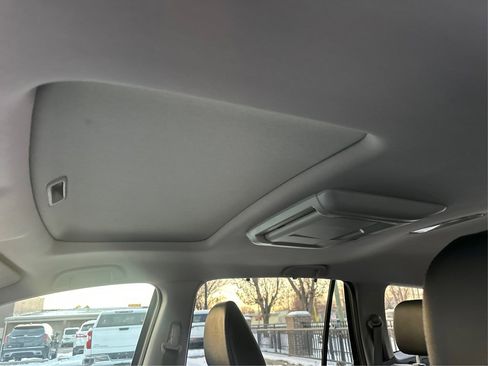 Used 2017 Honda Pilot Touring image 31