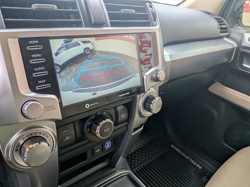 Used 2020 Toyota 4Runner SR5 RWD image 19