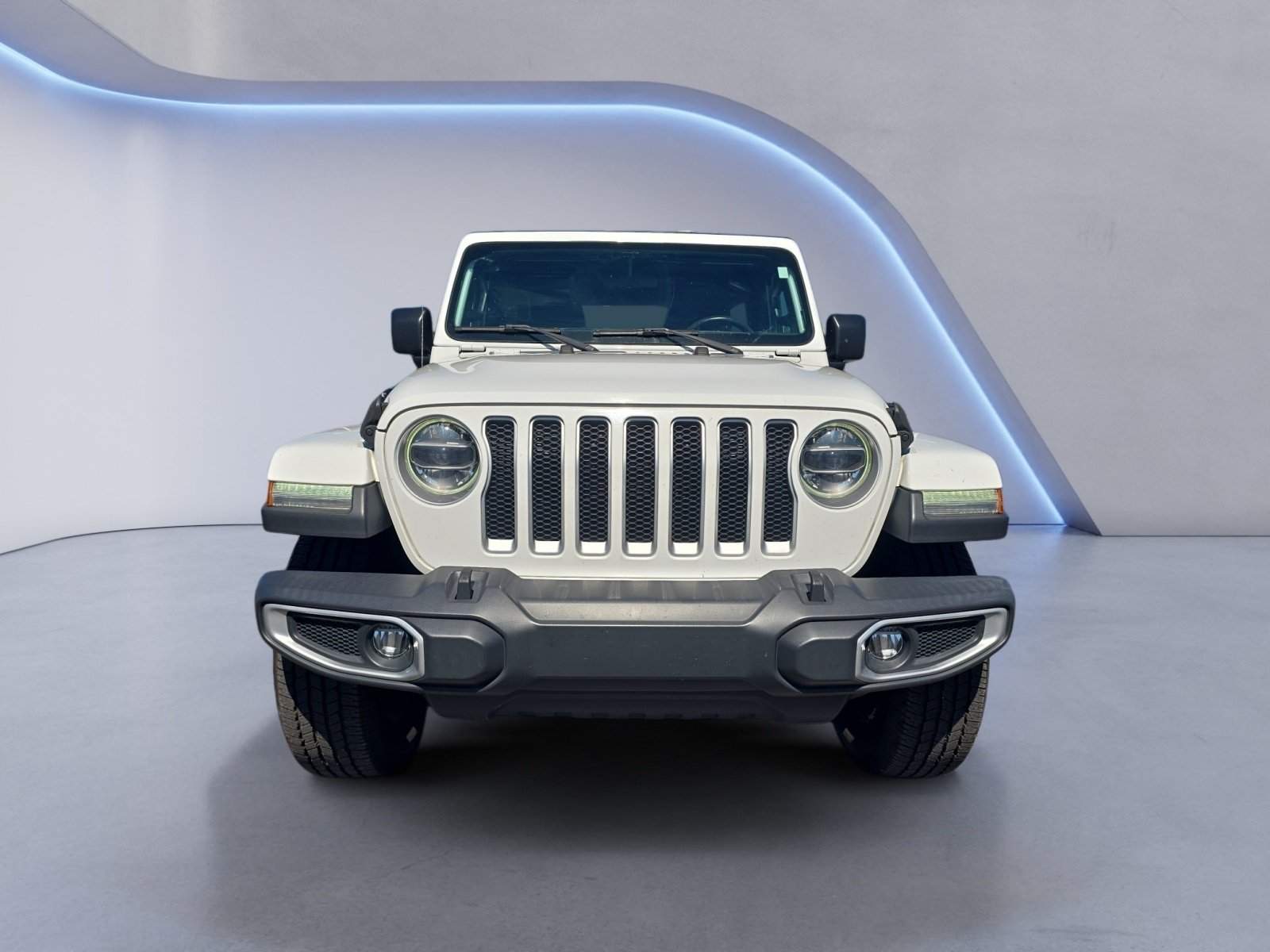 Used 2018 Jeep Wrangler Unlimited Sahara w/ LED Lighting Group AWD/4WD image 9