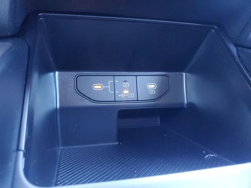 New 2026 Kia Sorento LX FWD image 23