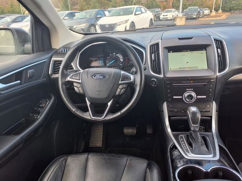 Used 2018 Ford Edge Titanium w/ Ford Safe & Smart Package image 14