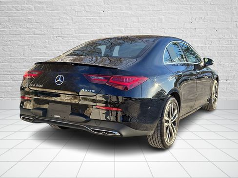 Used 2025 Mercedes-Benz CLA 250 4MATIC image 6